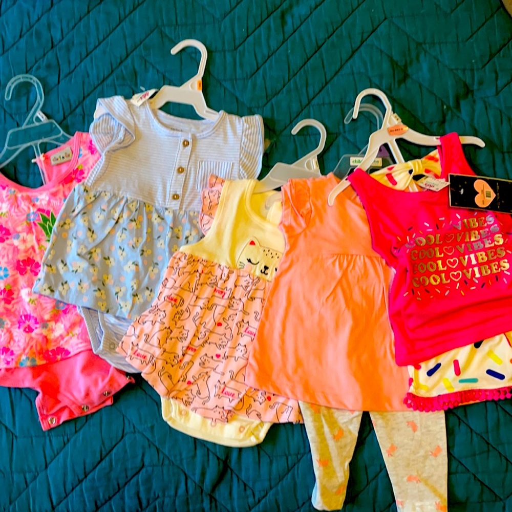 NWT 9-12mth onesies & outfit sets | girls